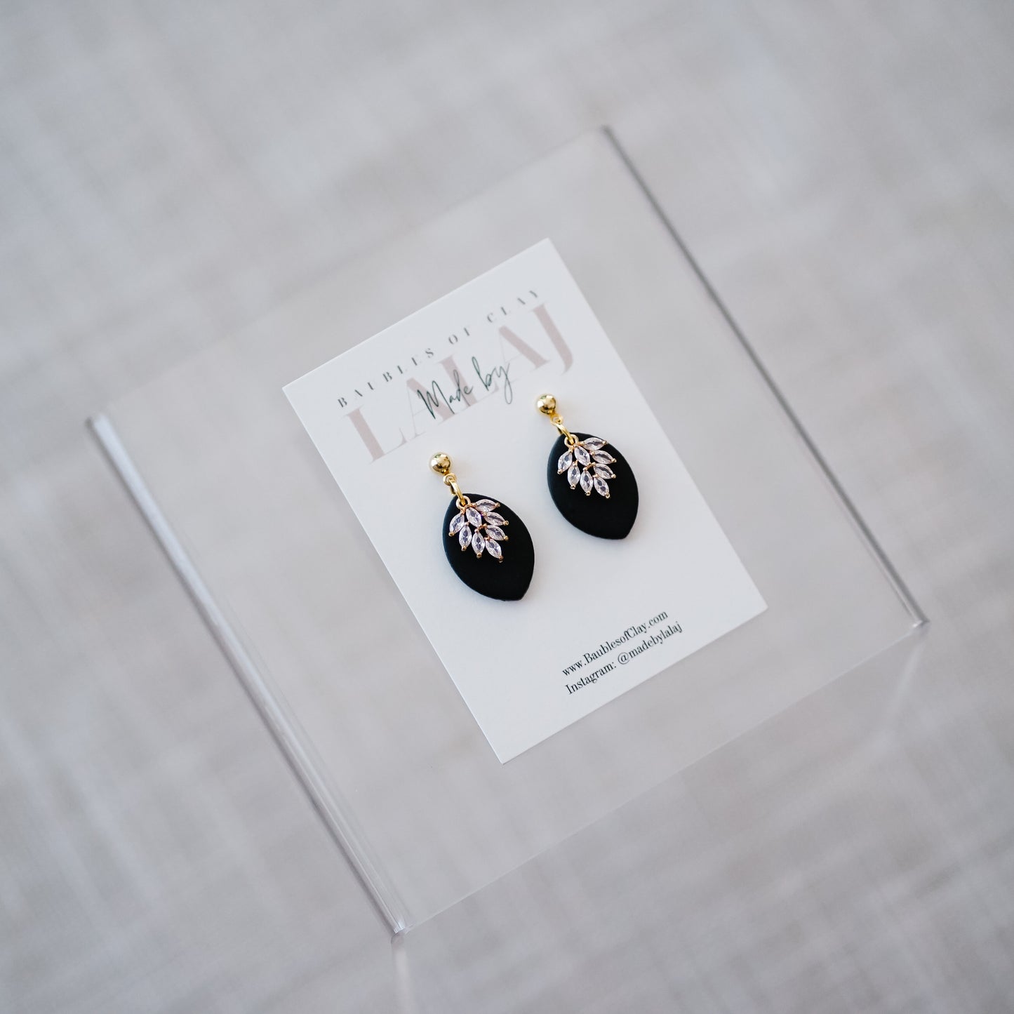 Ovals, Black