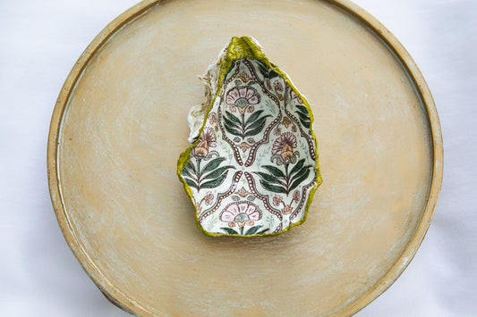 Oyster Shell Trinket Dish - Floral Trellis