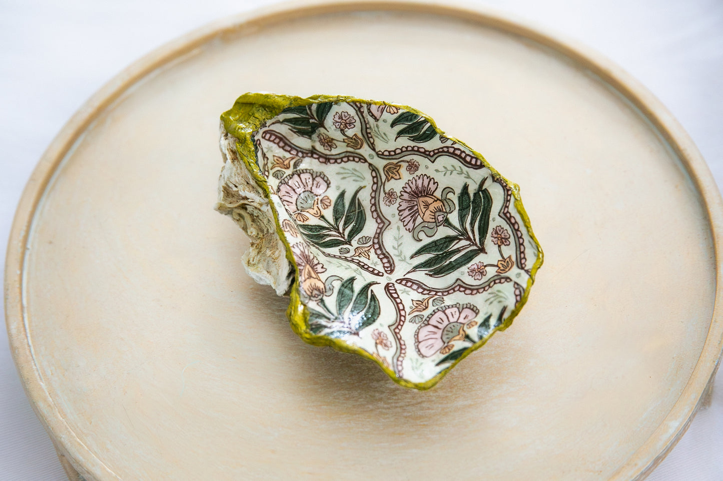 Oyster Shell Trinket Dish - Floral Trellis