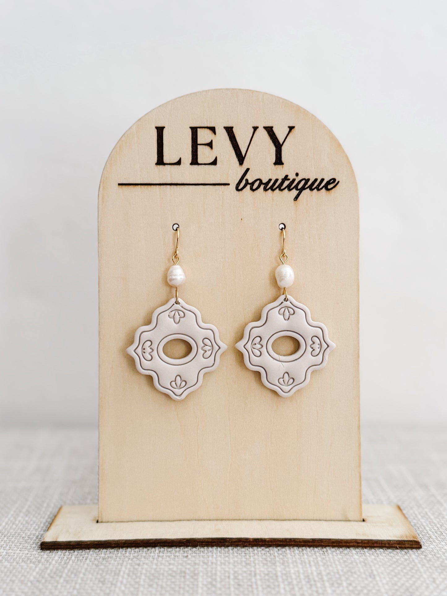 Monatana Scallop - Sand